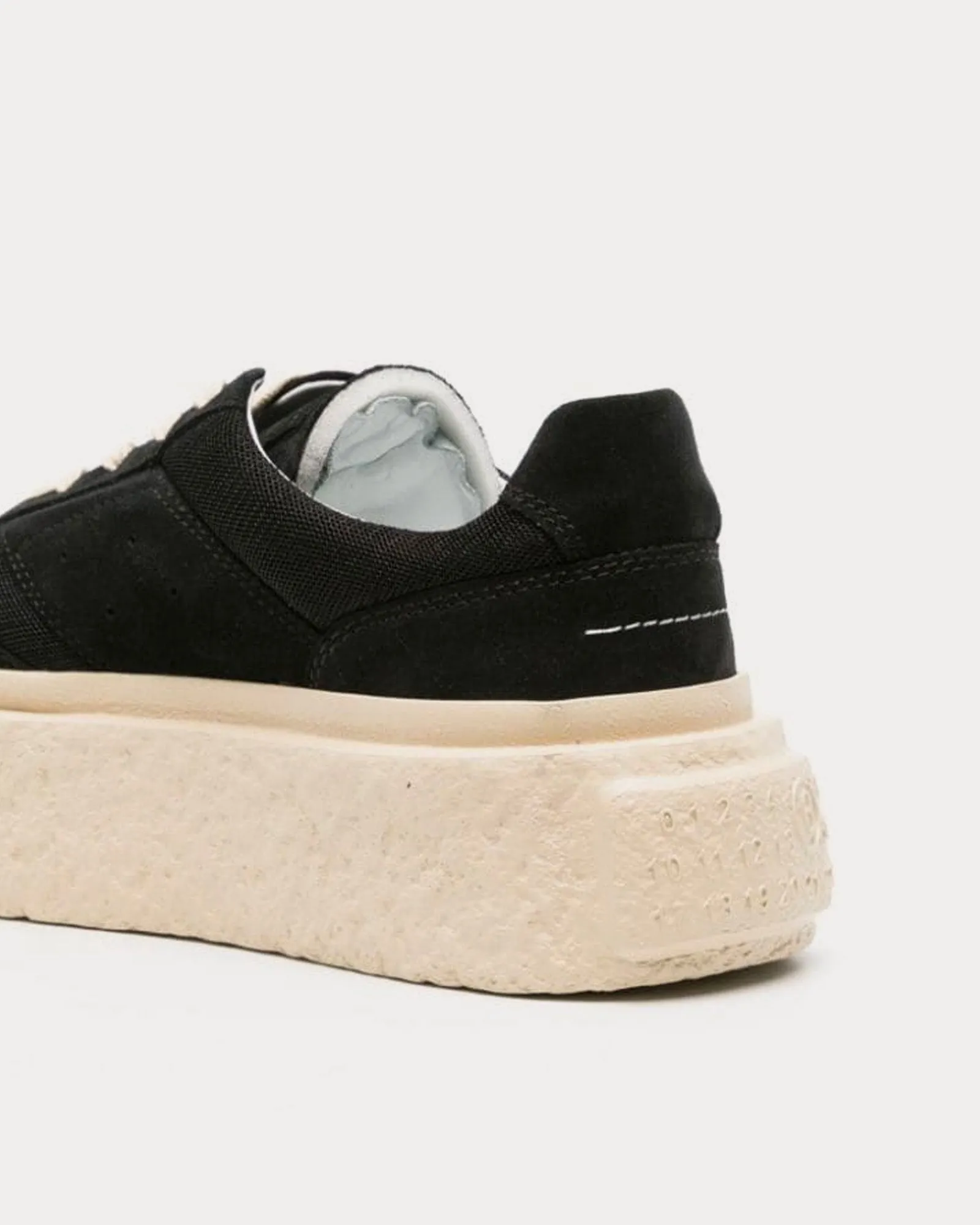 Chunky Gambetta Suede Black Low Top Sneakers