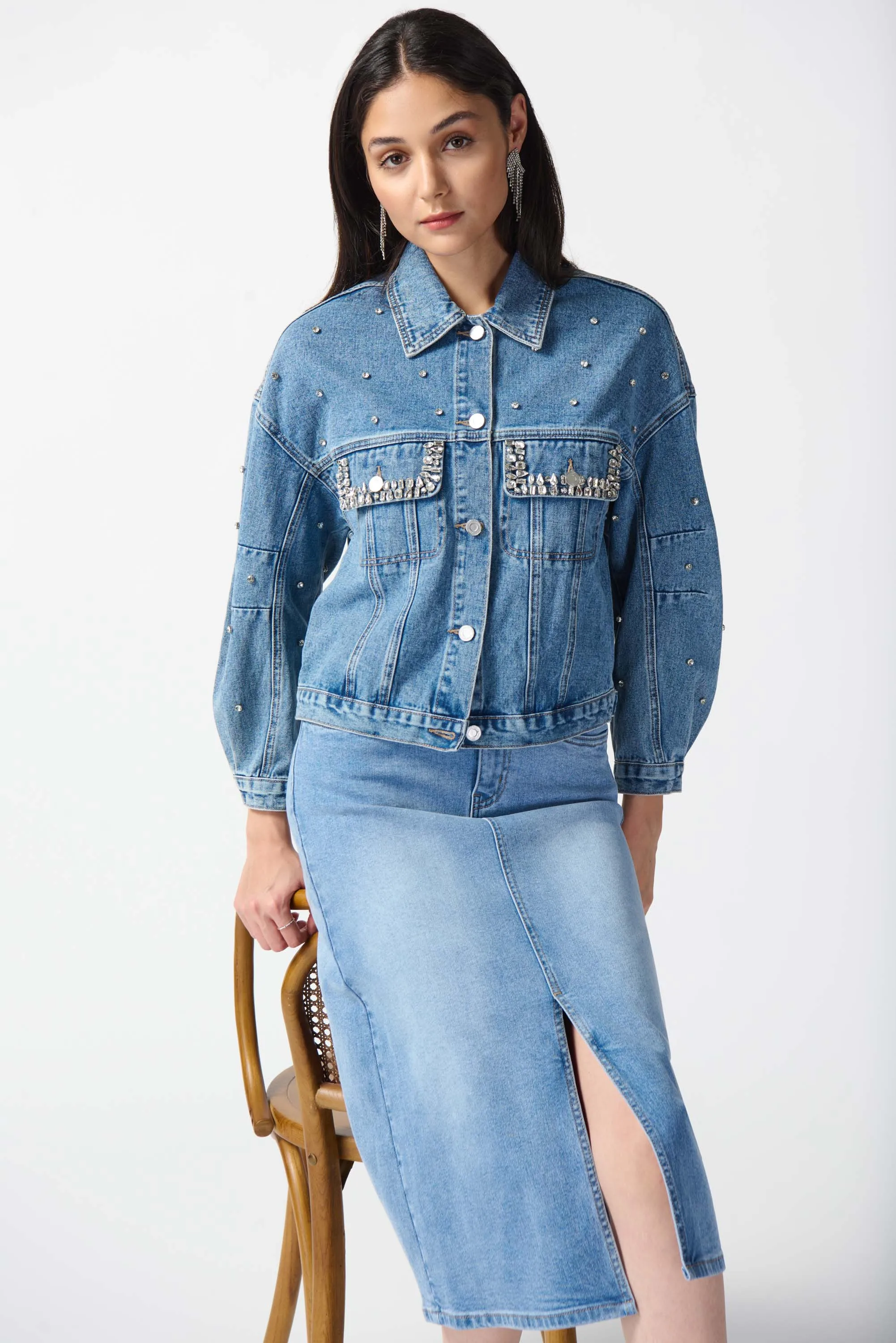 J.R 242917 Embellished Denim Boxy Jacket