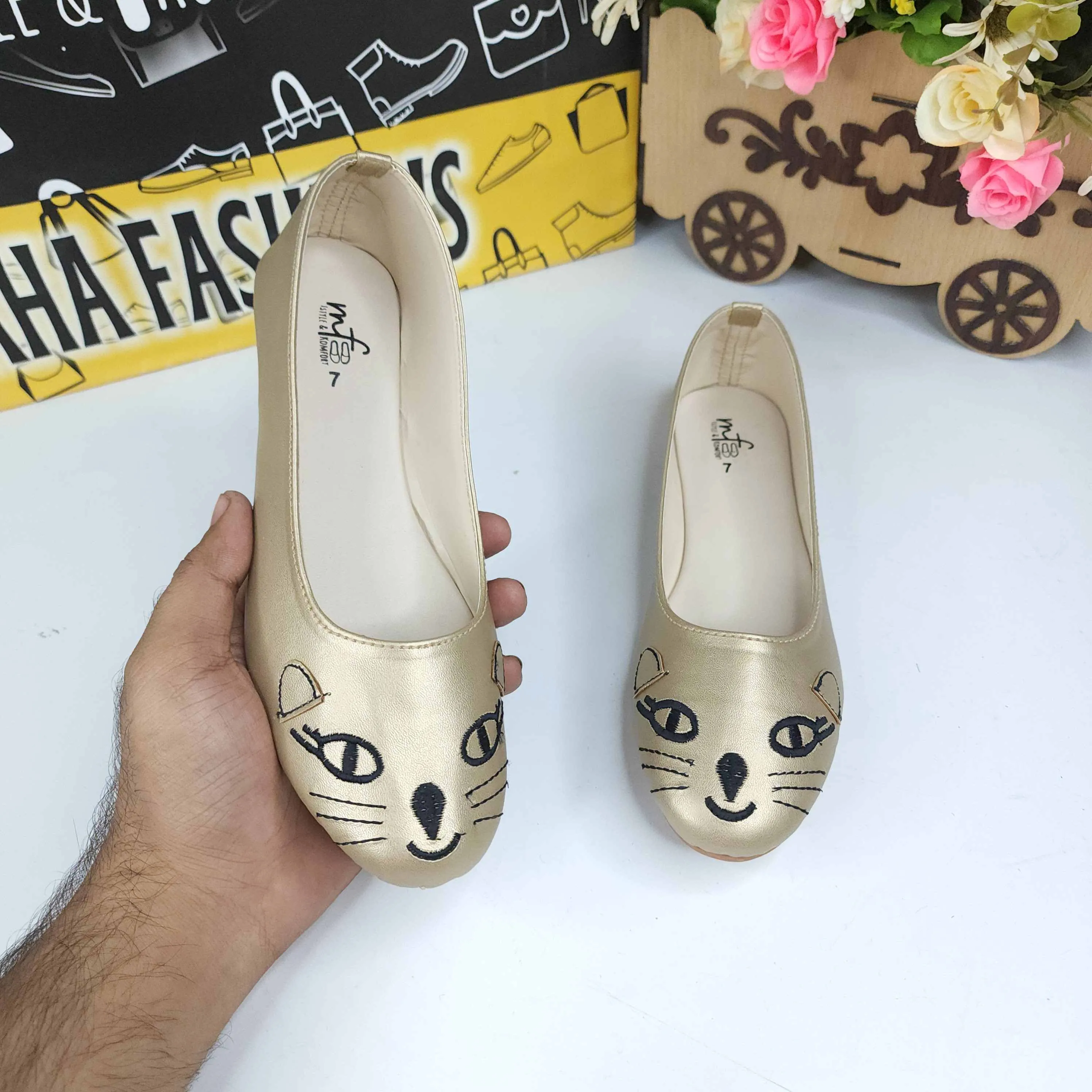 Meow Casual Pumps