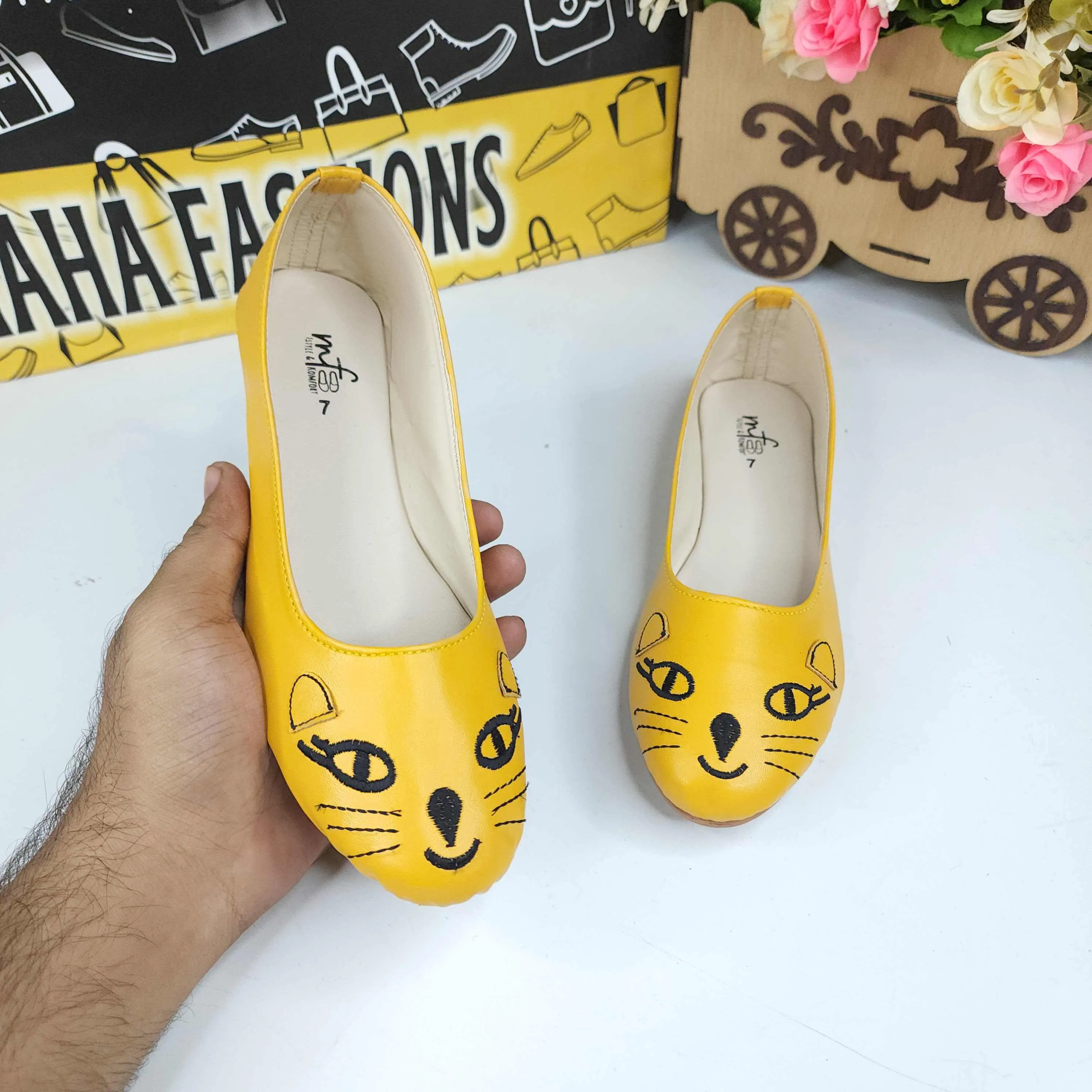 Meow Casual Pumps