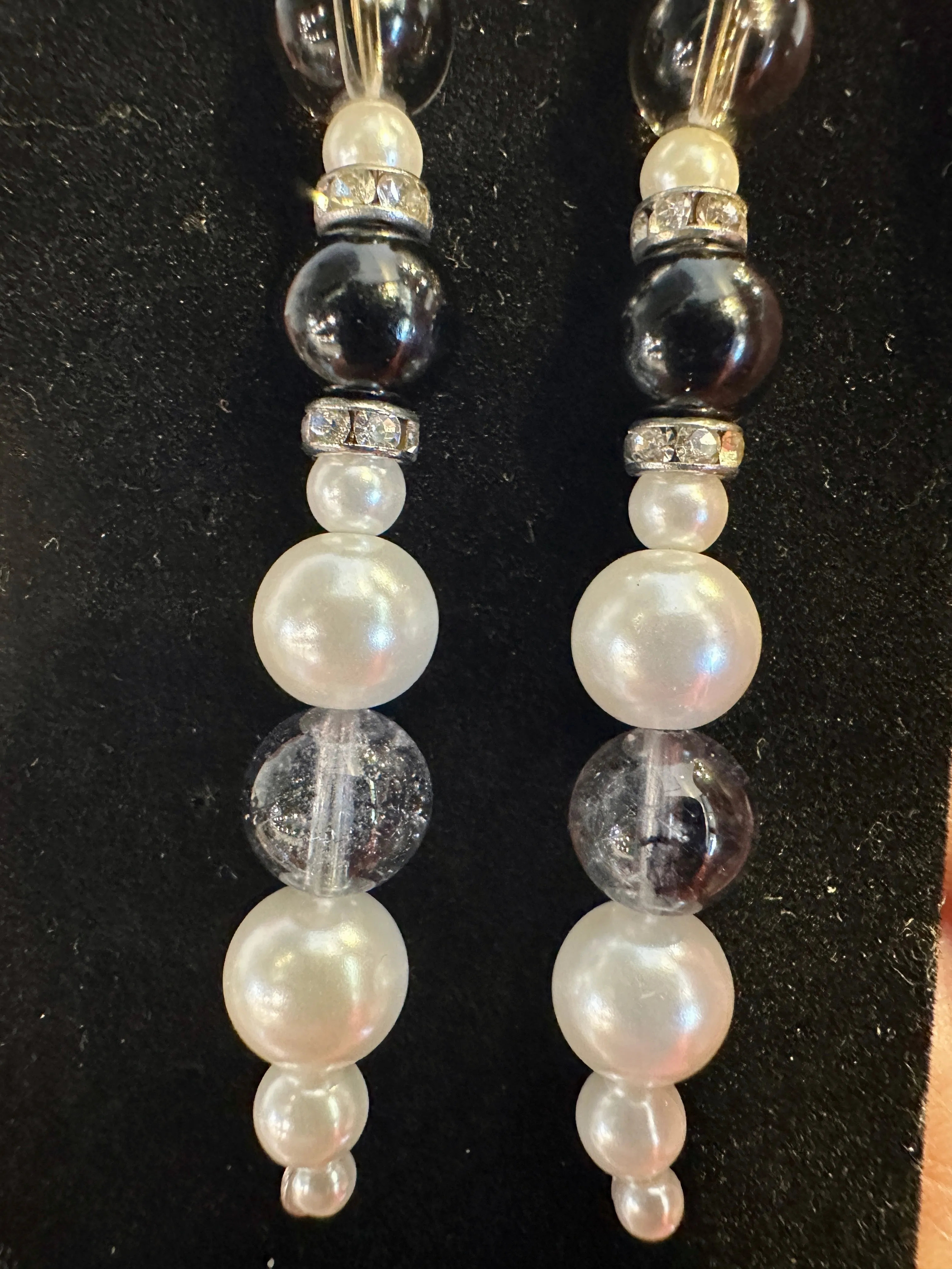 Pearl Rhinestone Dangle Pierced Earrings (Authentic New)