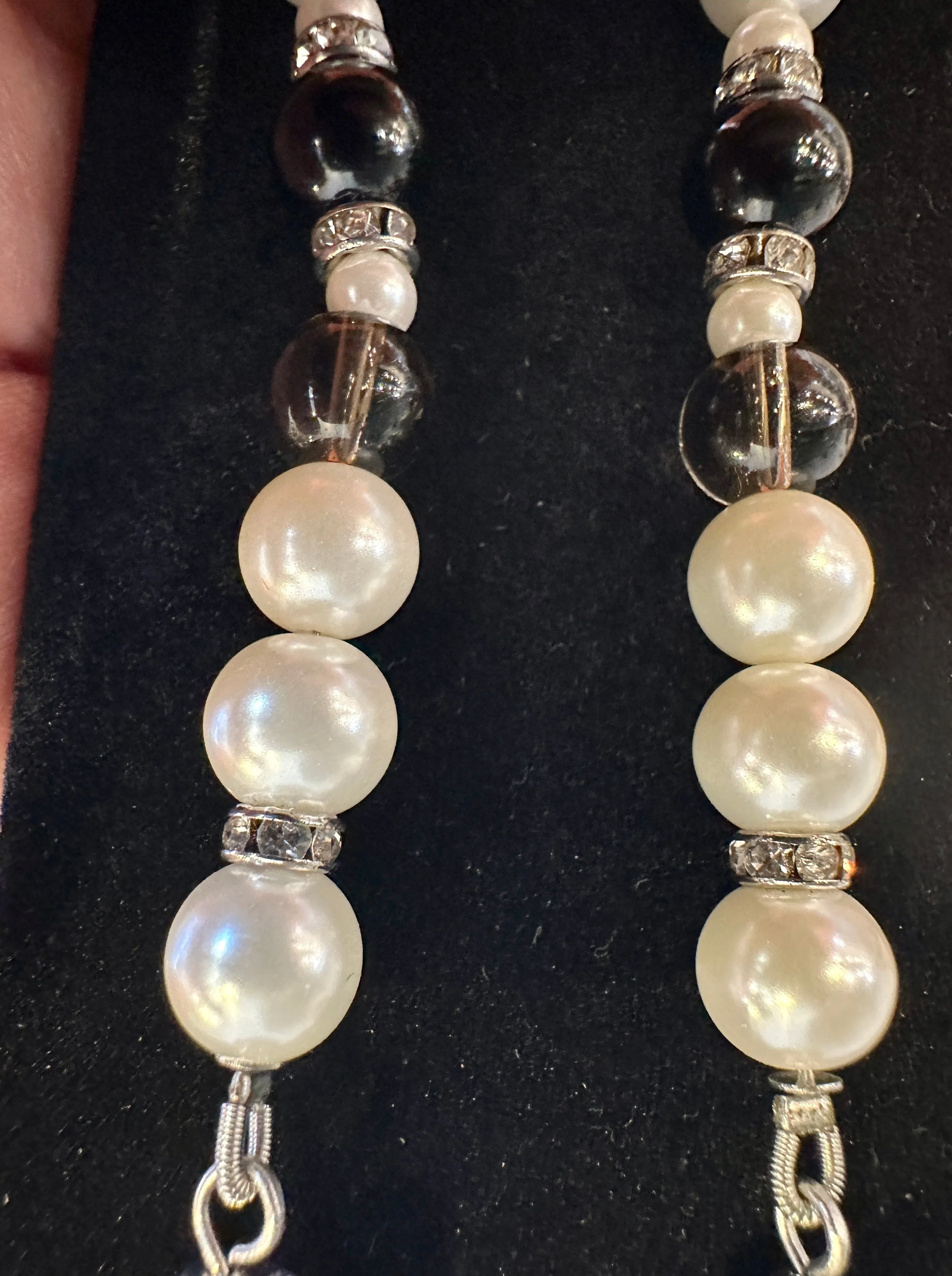 Pearl Rhinestone Dangle Pierced Earrings (Authentic New)