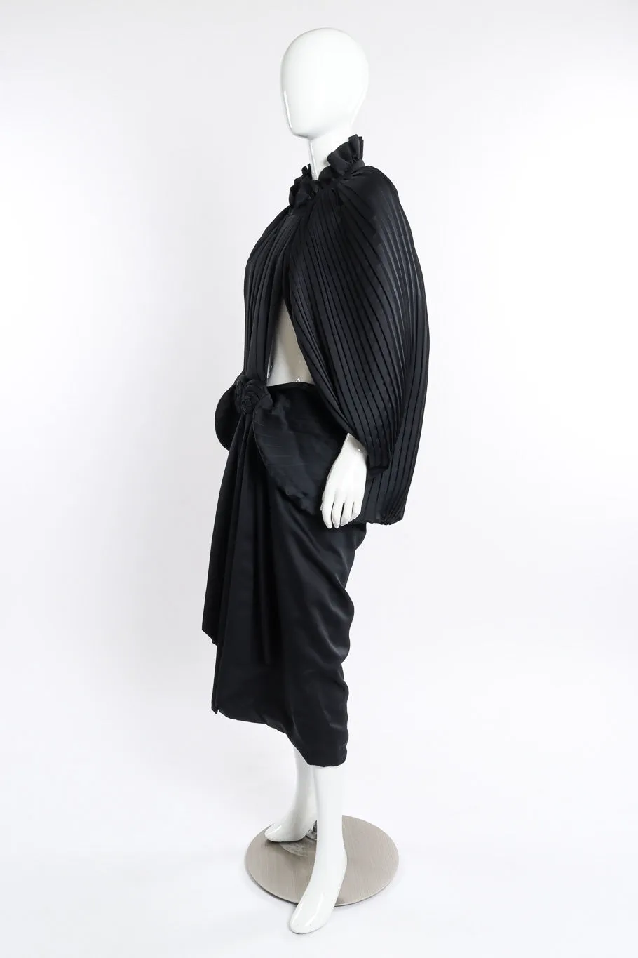 Pleated Cocoon Coat